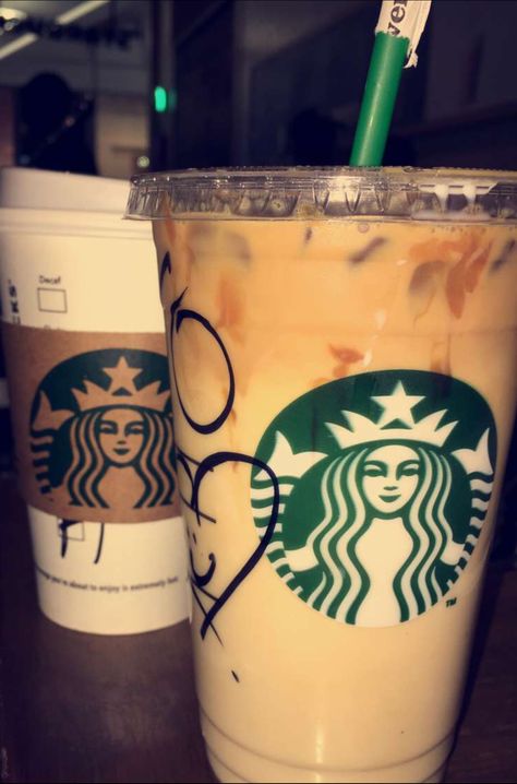 #starbucks #foodanddrinks#drinks#food#tumblrdrinks #tumblr ⇝≫✿PINTEREST: @glamitalex ✨ INSTAGRAM: @glamitalex ✨✿≪⇜ Starbucks Snapchat, Resep Starbuck, Bebidas Do Starbucks, Starbucks Coffee Drinks, Coffee Label, Coffee Facts, Starbucks Drinks Recipes, Starbucks Recipes, Warning Labels