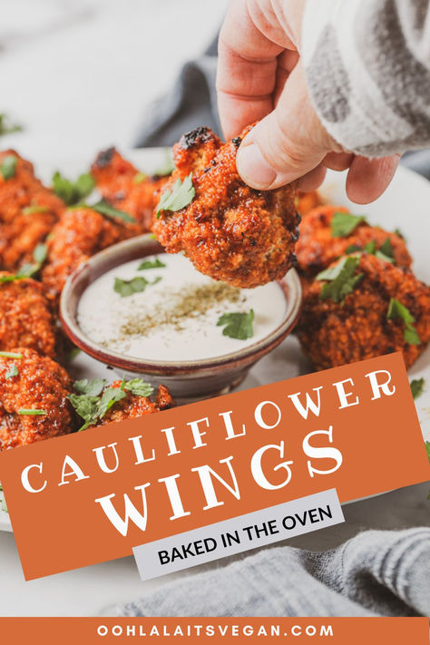 someone dipping cauliflower wings in some sauce Cauliflower Wings Healthy, Super Bowl Snacks Party Appetizers, Easy Buffalo Cauliflower, Healthy Buffalo Cauliflower, Super Bowl Food Easy, Super Bowl Food Healthy, Cauliflower Buffalo Wings, Vegan Dinner Recipes Easy, Cauliflower Wings