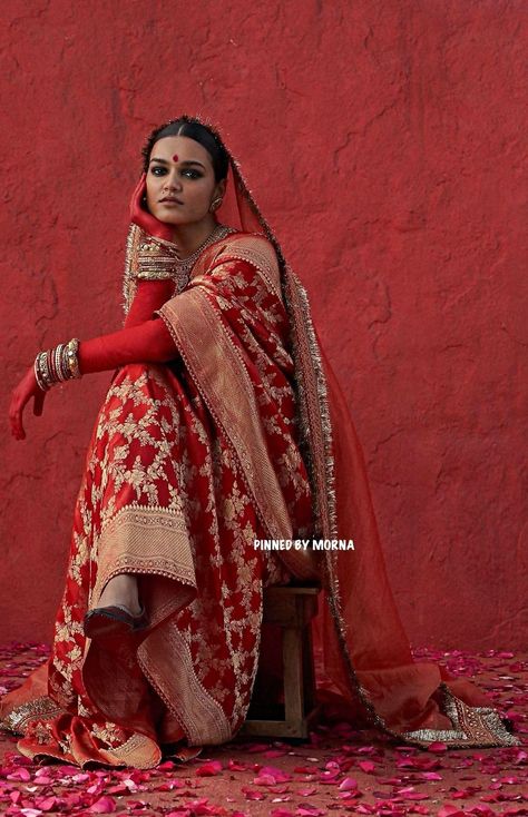 Anita Dongre Bridal, Girls Fasion, Sabyasachi Bridal, Sabyasachi Mukherjee, Indian Saree Blouses Designs, Fashion Drawing Dresses, Bridal Photoshoot, Indian Bridal Fashion, Indian Bridal Outfits