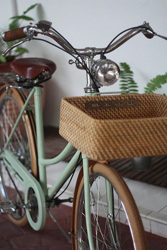 Vw Minibus, Bici Retro, Sepeda Retro, Bike Restoration, Green Bicycle, Velo Cargo, Velo Vintage, Retro Bike, Hemma Diy