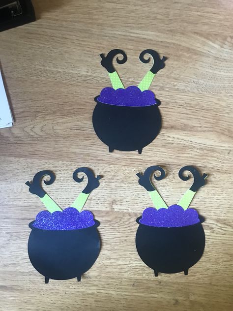 Winter Door Decs Ra, Halloween Door Decs Ra, Halloween Door Decs, Resident Assistant Door Decs, Res Life Door Decs, October Witch, Cauldron Craft, Halloween Dorm, Ra Door Tags