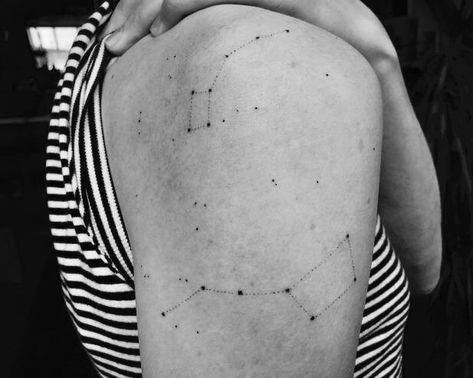 Minimal Constellation Tattoo, Freckle Constellation, Big And Little Dipper Tattoos, Constilation Tattoo Sleeve, Tattoo Star Constellation, Constellation Back Tattoo, Constellation Tattoo Sleeve, Cassiopeia Tattoo, Little Dipper Tattoo