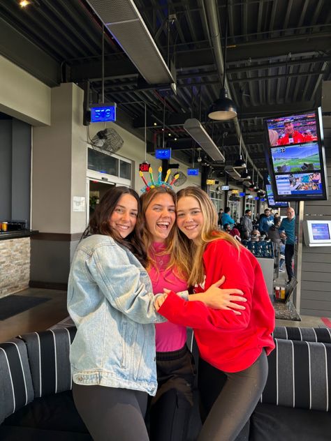 Top Golf Pictures, Top Golf Aesthetic, Top Golf Birthday Party, Golfing Instagram Pictures, Top Golf Birthday, Top Golf Party, Golf Pics, Golf Aesthetic, Sweet Sixteen Birthday Party Ideas