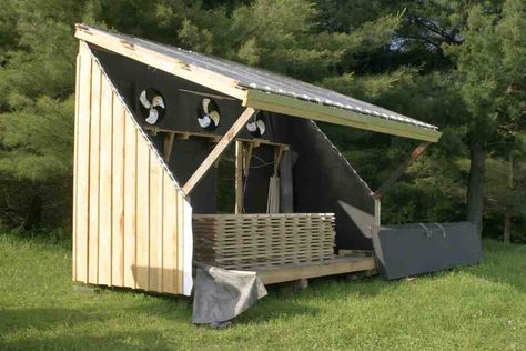 First solar kiln load results - WOODWEB's Sawing and Drying Forum Wood Kiln Plans How To Build, Sawmill Projects, Saw Mill Diy, Solar Kiln, Solar Dehydrator, Message Thread, Solar Panel Technology, Honey Do List, Wood Kiln