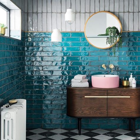 bright color tile bathroom Pink Sink, Beautiful Tile Bathroom, Colorful Bathroom Tile, Teal Tile, Teal Bathroom, Topps Tiles, Bad Inspiration, Interior Vintage, Decor Ikea