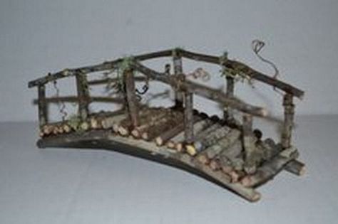 How to Make A Fairy Garden Bridge – Craft projects for every fan! Miniature Bridge, Fairy Garden Bridge, Fairy Bridge, Fairies Garden, Fairy Garden Furniture, Fairy Stuff, Mini Dollhouse, Mini Terrarium, Fairy Garden Crafts