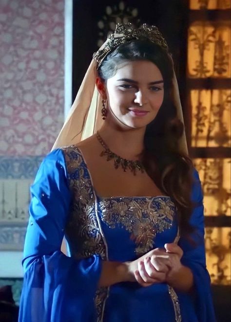 Mihrimah Sultan Dress, Sultan Dress, Ottoman Dress, Mihrimah Sultan, Nurbanu Sultan, Pretty Quinceanera Dresses, Targaryen Aesthetic, Extraordinary Women, Aesthetic Fits