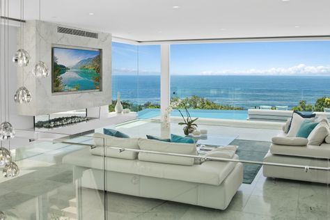 Chris Clout, Contemporary Style Living Room, Beach Living Room, White Lounge, Beach House Living Room, Sunshine Beach, Living Area Design, Florida Condos, Luxury Beach House