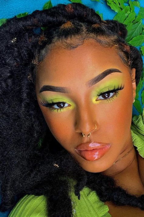 Makeup For Neon Green Outfit, Neon Glow Makeup, Neon Yellow Eyeshadow Looks, Neon Green Eyeshadow Looks, Green And Yellow Makeup Looks, Neon Yellow Eye Makeup, Chartreuse Makeup, Neon Green Makeup Looks, Bright Makeup Looks Eyeshadows