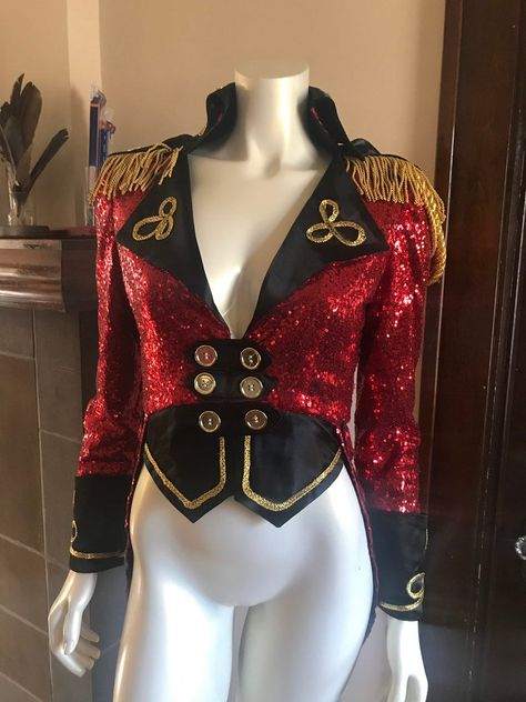 The Greatest Showman Costume PT Barnum Ringmaster Pt Barnum, Circus Ringmaster, Ringmaster Costume, Tail Coat, Circus Outfits, Burlesque Costumes, Circus Costume, Scary Costumes, The Greatest Showman