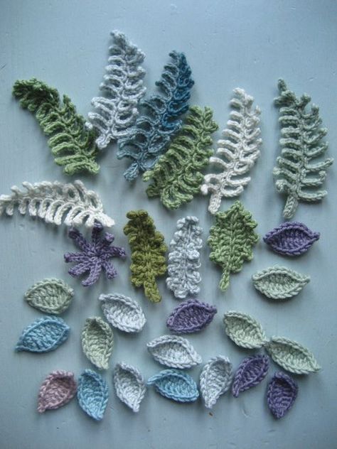 love the combination of greens, silver, white, blue and a pop of lilac and pink Crocheted Leaves, Personalized Presents, Crochet Embellishments, Crochet Wreath, Crochet Leaf Patterns, Fern Pattern, Crochet Plant, Crochet Leaves, Form Crochet