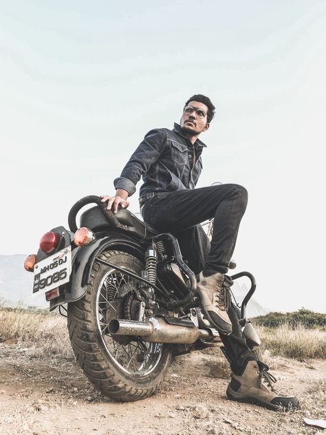 Poses for biker photography #bike #photography #bikers Man With Motorbike, Riding Motorcycle Pose Reference, Harley Photoshoot Photo Ideas, Fall Motorcycle Photoshoot, Biker Pose Reference, Bike Photography Men, Bike Poses Men, Motorcycle Pose Reference, Poses With Bike