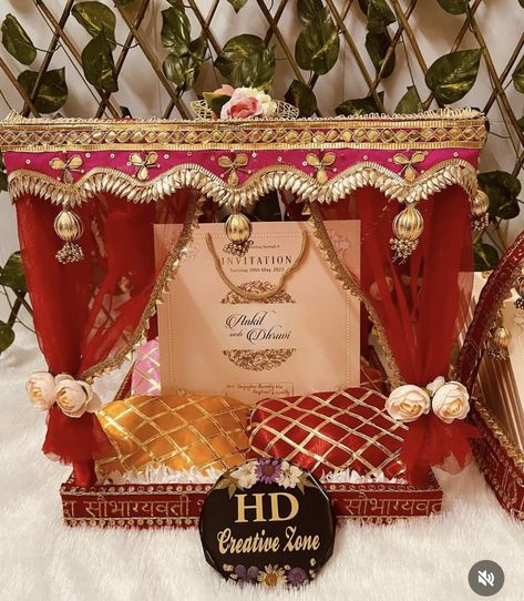 Patrika Lekhan Decoration, Wedding Plates Decoration, Kankotri Lekhan Decoration At Home, Wedding Plates Decoration Indian, Hijab Hamper, Kankotri Decoration Ideas, Lagan Lakhan, Kankotri Decoration, Mrg Decoration