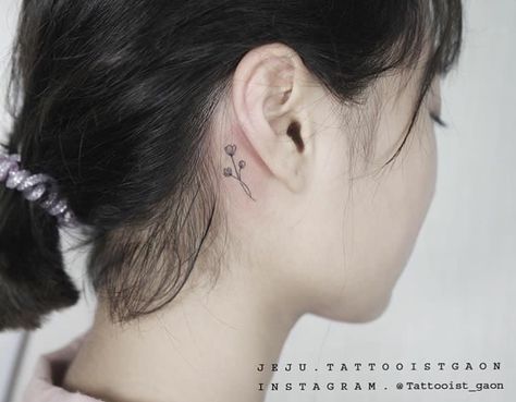 Behind Ear Tattoos, Ear Tattoos, Temp Tattoo, Subtle Tattoos, Piercing Tattoo, Tattoo Inspo, Tattoos With Meaning, Ear Tattoo, Behind Ear Tattoo