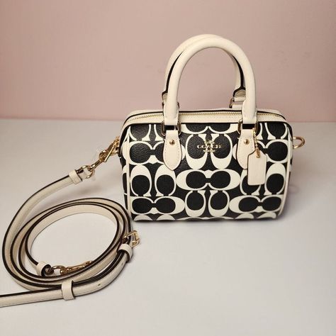 Coach dinky crossbody