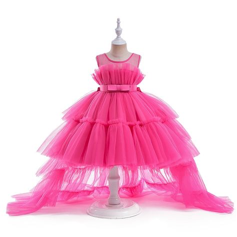 This Girls Dresses Birthday Party Formal Evening Gown Princess Dress is perfect for any special occasion. Crafted from comfortable fabric, this elegant dress features a trailing detachable princess skirt, creating a complete look for your little one. Perfect for birthday parties, weddings, and other special occasions, this stunning dress will have your girl looking her best wherever she goes. Girls Dresses Birthday party Formal Evening Gown Princess Flower Girls teens Children Clothing For Girl Dresses Puffy, Birthday Princess Dress, Princess Clothes, Beauty Pageant Dresses, Girls Bridesmaid Dresses, Dress Children, Communion Party, Tulle Flower Girl, Flower Girl Dresses Tulle