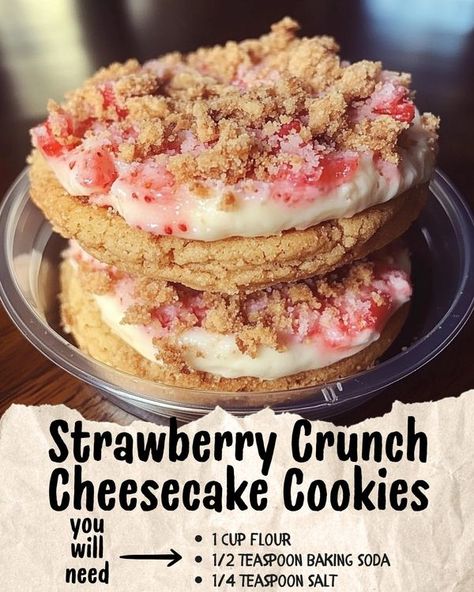 Strawberry Crunch Cheesecake Bites, Crunch Cone, Strawberry Cheesecake Muffins, Sugar Cookie Cheesecake, Strawberry Crunch Cheesecake, Oreo Crunch, Crunch Cheesecake, Strawberry Crunch, Cheesecake Cups