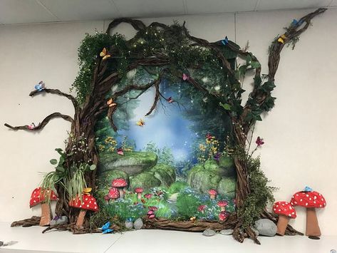 Enchanted Forest Room, Enchanted Forest Book, Enchanted Forest Decorations, Forest Classroom, Enchanted Forest Birthday, Enchanted Forest Party, Forest Room, Enchanted Forest Theme, Fairy Room