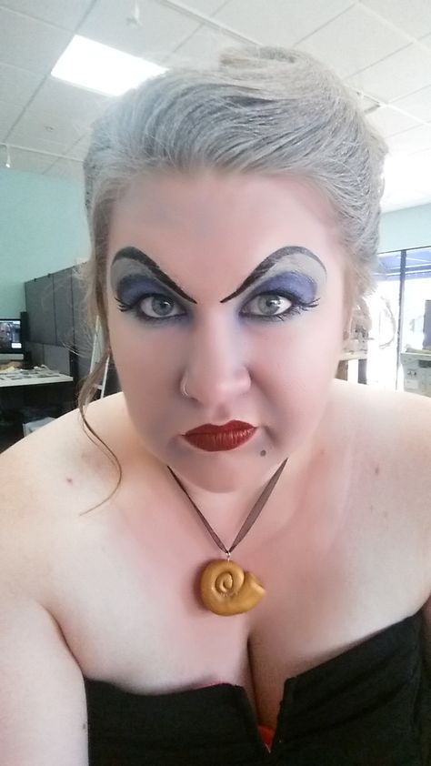 Ursula Makeup! #halloween #costume #ursulamakeup Ursula Makeup Halloween, Ursula Costume Makeup, Ursula Costume Diy, Makeup Halloween Costume, Little Mermaid Makeup, Ursula Makeup, The Little Mermaid Musical, Ursula Costume, Halloween Songs