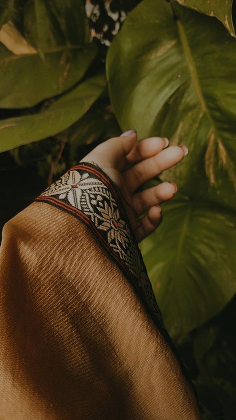 Polynesian Culture Aesthetic, Hawaiian Culture Aesthetic, Samoan Aesthetic, Polynesian Aesthetic, Pocahontas Aesthetic, Sea Kingdom, Traditional Photoshoot, Ilmu Ekonomi, Polynesian Art