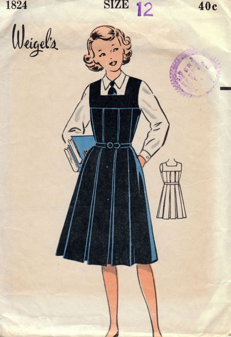 1940s School Uniform, 1950s College Fashion, 1950s School Uniform, 1950s School Fashion, 1950s Girls Fashion, Vintage School Uniform, Vintage Clothes Aesthetic, Tunic Dress Pattern, 1950s School