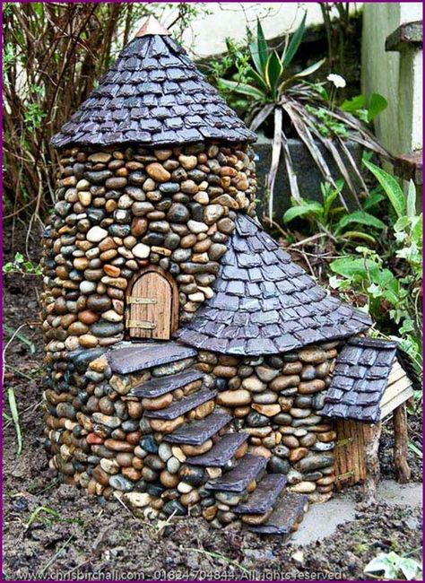 DIY Mini Garden Stone Fairy House Idea |WWW.FabArtDIY.com  #Crafts, #Garden نباتات منزلية, Fairy House Diy, Fairy Garden Designs, Faeries Gardens, Gnome House, Fairy Garden Houses, Have Inspiration, Diy Fairy, Fairy Garden Diy