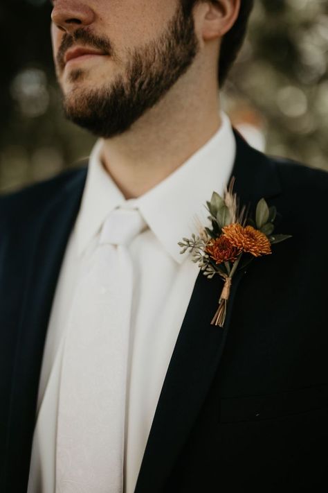 Orange Boutonniere, Fall Groom, Fall Boutonnieres, Button Holes Wedding, Groomsmen Boutonniere, Ethereal Wedding, Groom Boutonniere, Fall Wedding Flowers, Corsage Wedding