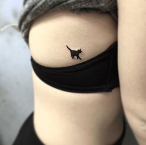 Witchy Tattoo Designs For Women Who Are Not Afraid To Embrace Their Dark Side 4 Black Cat Tattoo, Tattoo Placements, Cute Cat Tattoo, Cat Tattoo Small, Black Cat Tattoos, Witch Tattoo, Small Tattoos Simple, Cat Tattoo Designs, Tattoo Cat