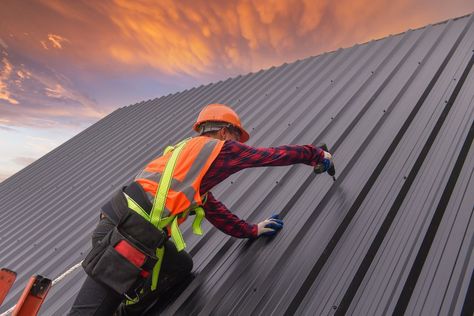 Whether it is roof repair or replacement in Tulsa, always consider professional roofing companies. You would ask, “why?” Here’s your answer in this article. #roofingcompany Metal Roof Cost, Residential Metal Roofing, Best Roofing, How To Install Gutters, Roof Inspection, Residential Roofing, Commercial Roofing, Roofing Company, Roofing Companies