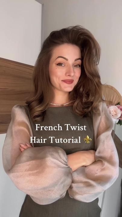 Classy Hairstyle, Hairstyle Video, Vintage Hairstyles Tutorial, 1940s Hairstyles, Classy Hairstyles, Hairstyles Tutorial, French Twist Hair, Vintage Videos, French Twist