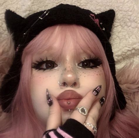 Egirl Makeup Soft, Egirl Makeup Goth, Egirl Makeup Looks, Harajuku Makeup, Goth Makeup Looks, Pastel Goth Makeup, E Girl Makeup, Egirl Makeup, Punk Makeup