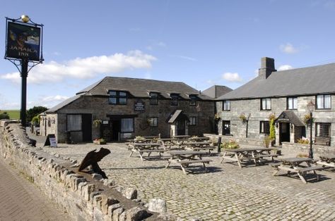 Jamaica Inn Bodmin Moor Cornwall Courtyard Hotel, Jamaica Inn, Bump In The Night, British Pub, Things That Go, Uk Destinations, Red Lion, Cornwall, Day Trip