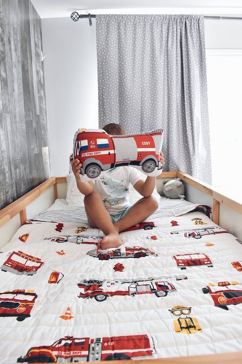 If your child dreams of one day becoming a hero like a firefighter, encourage that dream with this Fire Truck Reversible Quilt Set featuring a pattern of older style and more modern fire trucks, hydrants and more. Sales of this quilt set support the Make-A-Wish Foundation*. Many young children want to be a hero when they grow up. Not all heroes wear capes, as the saying goes. Many wear flame retardant suits and heavy fire fighting gear to save the day. This Fire Truck Reversible Quilt Set brings Twin Room, Kids Bedroom Boys Toddler, Fireman Nursery, Fireman Room, Firefighter Bedroom, Fire Truck Bedroom, Fire Truck Room, Firefighter Room, Truck Room