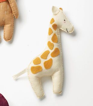 Nursery Sewing, Giraffe Ears, Felt Giraffe, Giraffe Party, Giraffe Costume, Hand Sewn Felt, Baby Mobil, Felt Animal Patterns, Diy Halloween Costumes Easy