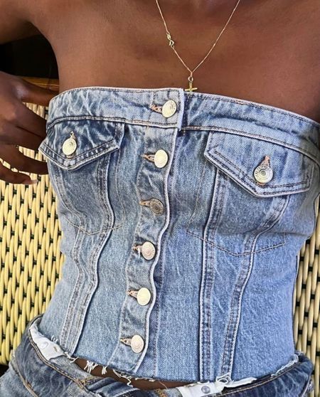 Denim Going Out Outfit, Jean Top Outfits, Denim Tube Top, Looks Jeans, Denim Corset Top, Nashville Outfits, Chique Outfits, Moda Jeans, Denim Corset