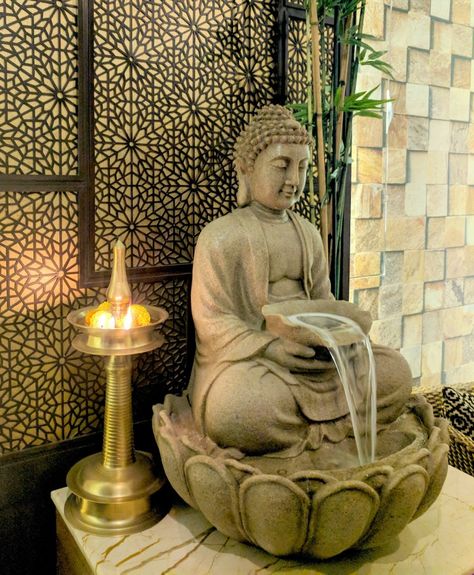 Budha Statchu Interior, Buddha Statue Decor, Buda Zen, Buddha Statue Garden, Buddha Statue Home, Statue For Home Decor, Image Zen, Outdoor Wall Fountains, Buddha Home Decor