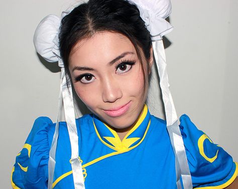 Cosplay makeup: Chun Li from Street Fighter Chun Li Makeup, Chun Li Cosplay, Street Fighter Cosplay, Apricot Beige, Step By Step Contouring, Nars Radiant, Chun Li Street Fighter, Compact Foundation, Odd Stuff