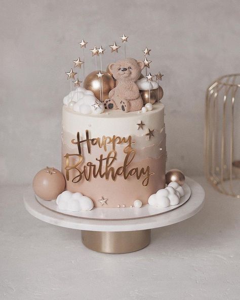 Beige Cake Birthday, Beige Birthday Theme, Girly Birthday Cakes, Cake Designs For Boy, Modern Birthday Cakes, Kek Coklat, Trending Summer Nails, Birthday Cake Design, Small Birthday Cakes