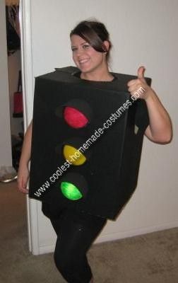 Easy Adult Halloween Costumes, Car Costume, Halloween Food Crafts, Handmade Halloween Costumes, Get In The Car, Box Costumes, Homemade Costume, Book Week Costume, Homemade Halloween Costumes