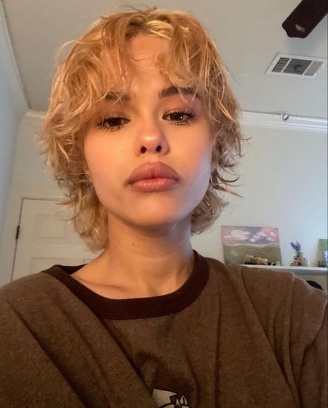 Buzzed Hair, Short Grunge Hair, Really Short Hair, Hair Inspiration Short, Peinados Fáciles Para Cabello Corto, Hair Stylies, Short Hair Haircuts, Hair Reference, Cut My Hair