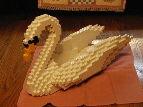 Prototype Swan Swan Minecraft, Swan Boat, Swan Decoration, Fake Greenery, Lego Sculptures, Lego Animals, Minecraft House, Minecraft Ideas, Lego Projects