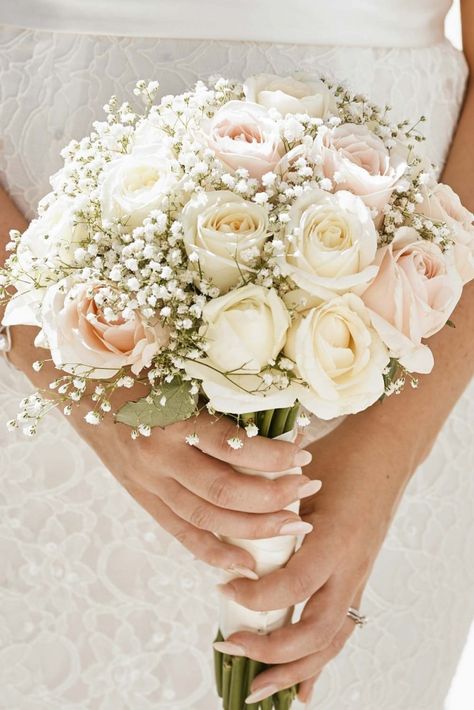 Handbouquet Wedding, Wedding Hand Bouquet, Brides Flowers Bouquet, Simple Wedding Bouquets, Bouquet Images, Wedding Bouquets Bride, Bridal Bouquet Flowers, Santorini Wedding, Hand Bouquet