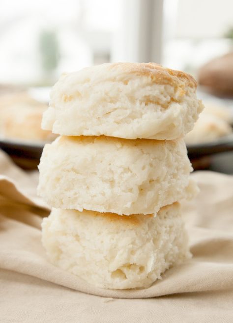 Brenda Gantt Biscuits - Brownie Bites Blog Brenda Gnat Biscuits, Crisco Biscuits, Brenda Gantt Biscuits, Brenda Gantt Fried Pies, Brenda Gantt Buttermilk Biscuits, Brenda Gantt Dumplings, Cooking With Brenda Gantt, Milk Biscuits, Crisco Recipes