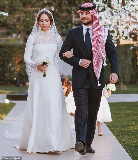 Princess Of Jordan, Princess Iman Of Jordan, Dior Wedding Gown, Princess Iman, Dior Wedding, Jordan Wedding, Royal Wedding Gowns, Dior Gown, King Abdullah