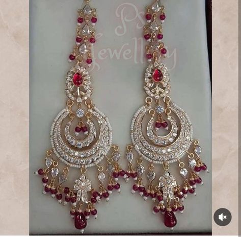 Rajputi Earing Design, Rajputi Jewellery Earing, Rajputi Earrings Design Gold, Malabar Jewellery, Rajputana Culture, Vanki Designs Jewellery, Rajput Jewellery, Beautiful Wedding Jewelry, Rajasthani Bride