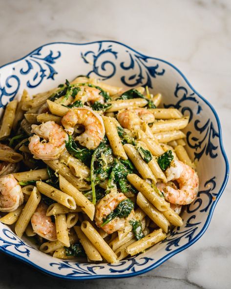 Recipes Microwave, Shrimp Pesto Pasta, Microwave Pasta, Pesto Shrimp, Basil Pesto Recipes, Pasta Meals, Pesto Pasta Recipes, Ricotta Pasta, Delicious Pasta