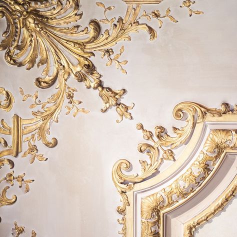 12--@georgiannalane51--30 Images 25.06.15 Baroque Details, Ceiling Classic, Chateaux Interiors, Gold Inspiration, Ceiling Detail, Baroque Architecture, 5 Image, Rococo Style, Ceiling Medallions