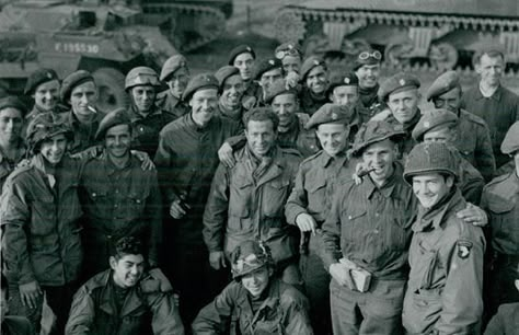 The real Band of Brothers: Easy Company, 506th Parachute Infantry Regiment, US 101st Airborne Division Easy Company, 101st Airborne Division, 101st Airborne, Band Of Brothers, Military Uniforms, Real Hero, United States Army, American Heroes, The Men