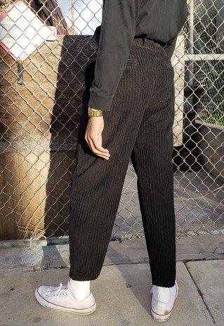 90s New Wave High Rise Black Pleated Corduroy Crop Trousers | The Cool and the Casual | ASOS Marketplace Black Curdory Pants, Black Corduroy Pants Outfit Aesthetic, Corduroy Pants Outfit Black, Black Corduroy Pants Outfit Men, Black Corduroy Pants Outfit, Cropped Trousers Outfit, Corduroy Pants Outfit Mens, Corduroy Trousers Outfit, Cropped Corduroy Pants