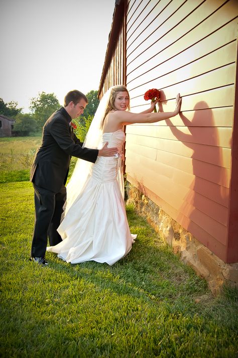 I love this as a wedding picture for a police officer! Officiate A Wedding, Police Wedding, The Office Wedding, Funny Wedding Photos, Beautiful Beach Wedding, Weddings By Color, Wedding Budget, Photographs Ideas, Fun Wedding Photography